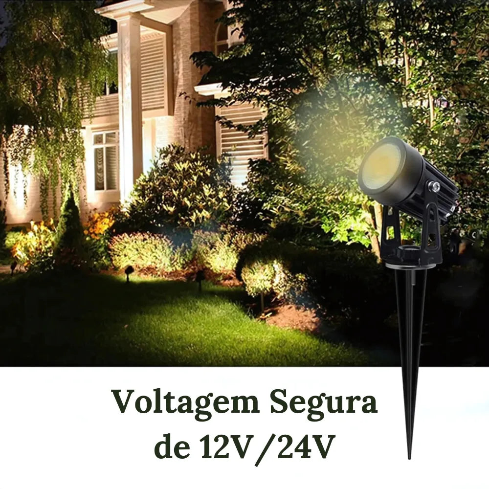 A Voltagem da Luminária é segura, sendo de 12 Volts ou 24 Volts.