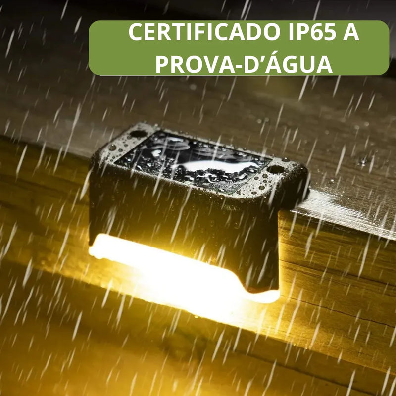 A luminária Led solar de Sobrepor da Loja do Jardinista tem o Certificado IP65, sendo a prova-d'água.